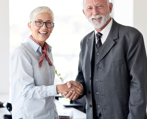 Fundraiser communicating with donors to build trust and strong relationships